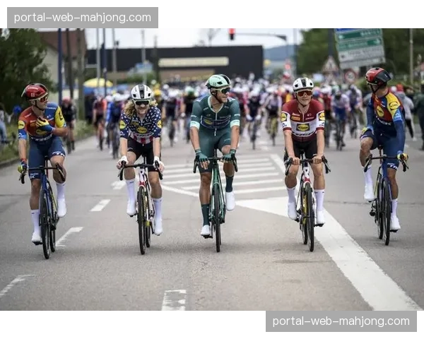 波加查夺得2026环阿联酋总冠军，为环法热身