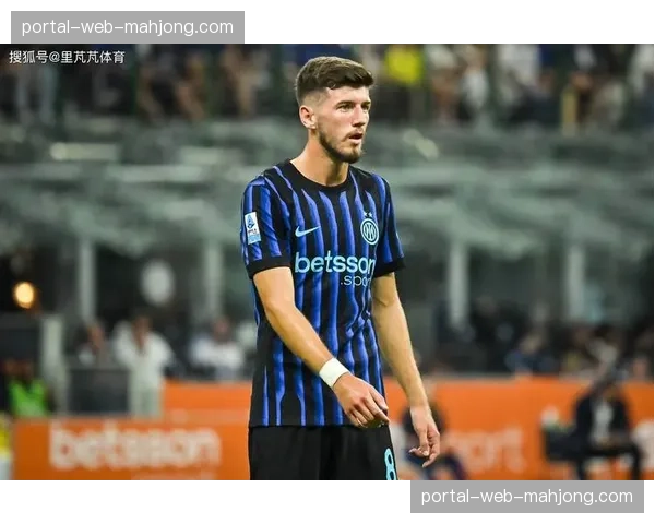 劳塔罗复出双响领跑射手榜，意甲锋线乏力引名宿热议